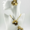 Pearl and Flowers is our Jewelry Set from Trendy of Gold Ways Collection