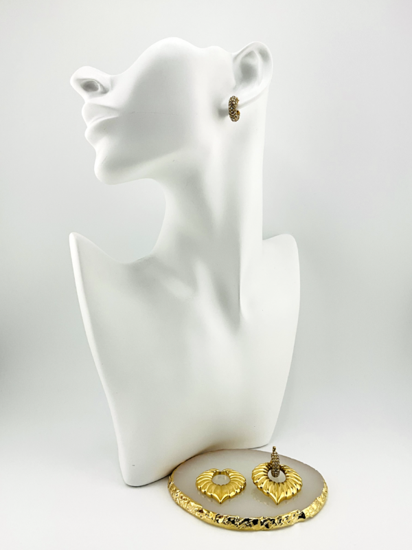 Oasis is our Earrings from Floral of Gold Collection