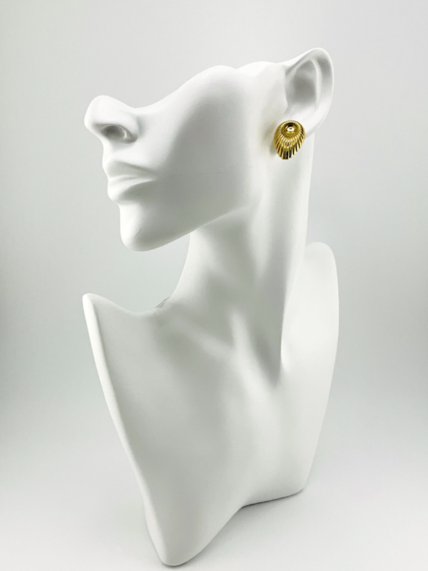 Sunny Eyes is our Earrings from Trend of Evil Eye Collection