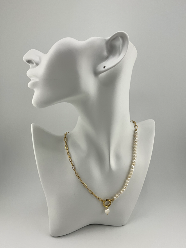 Natural Pearls in Chains is our David Yurman Version from Chains of Necklace Collection
