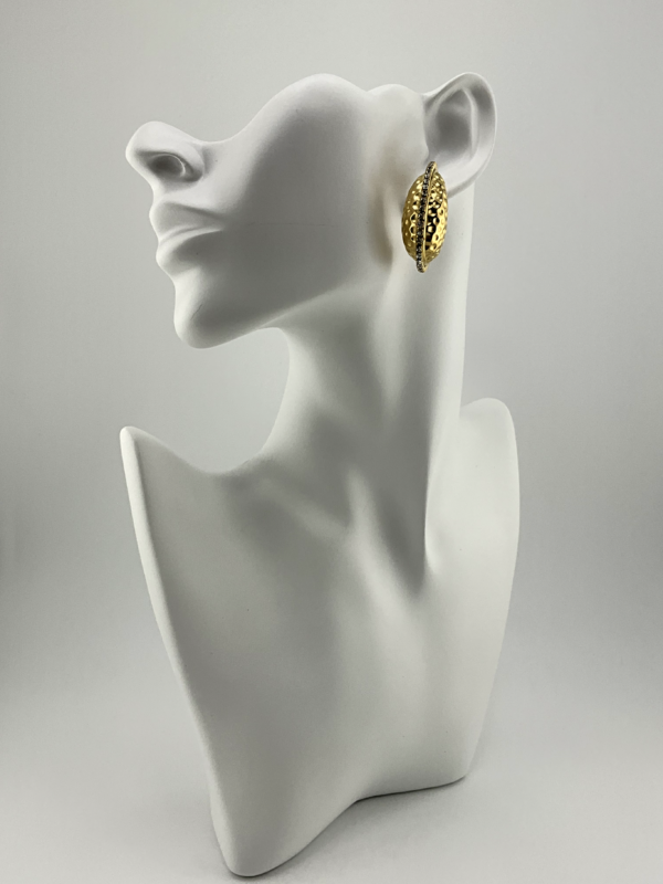 Crowned Bean is our Earring from Diamond of Bean Collection