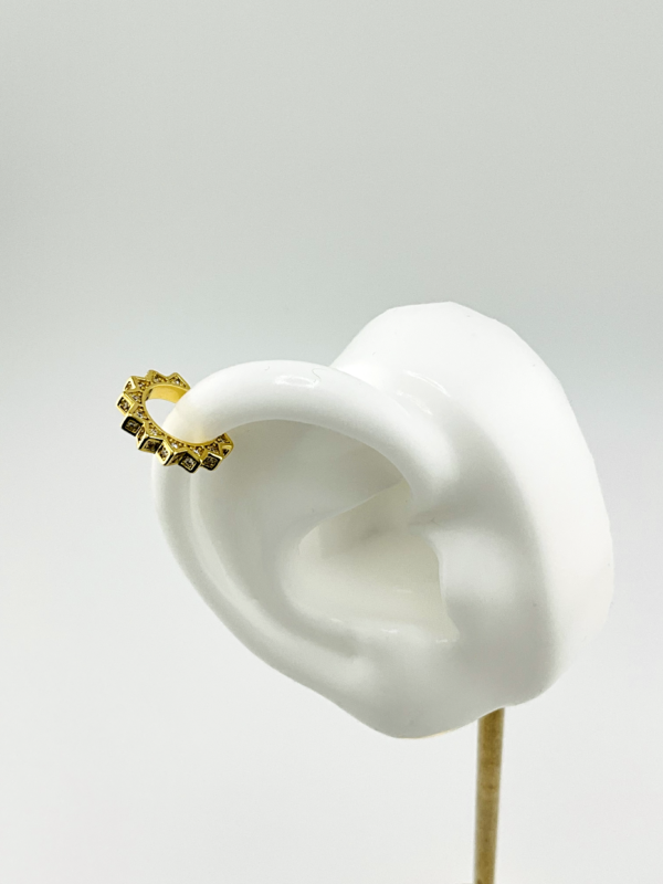 Peak Array of Diamonds EarClip is our Earrings from EarClip of Gold Collection