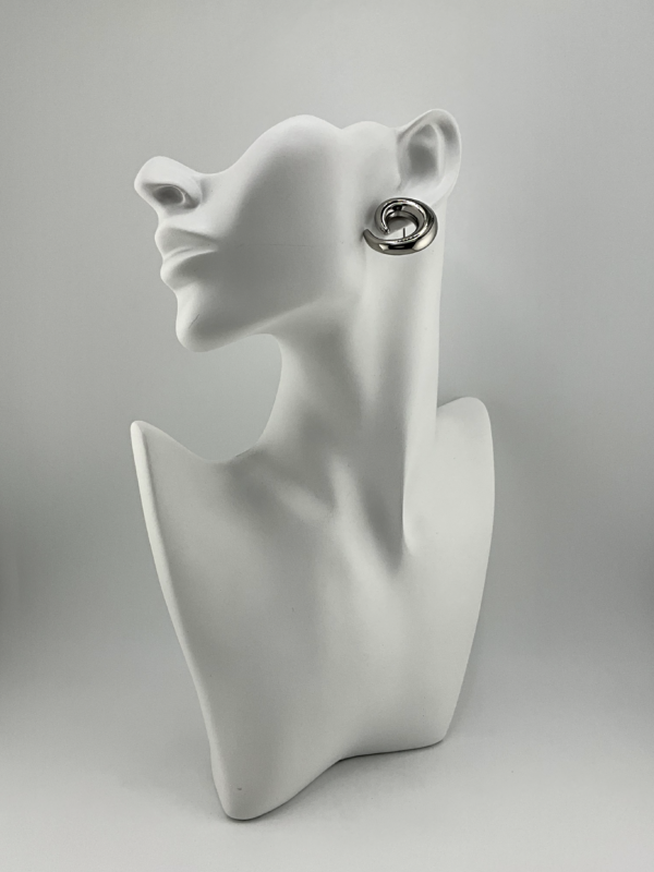 Silvy Bold Claws is our Earrings from Trendy of the Silver Collection