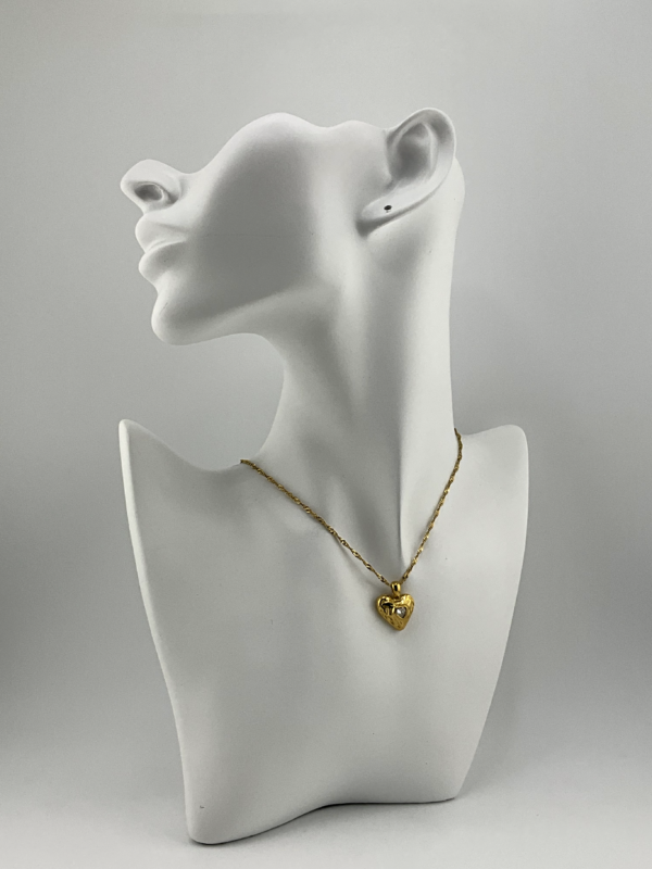 20240310_IMG_3520 Day Heart is our Necklace from Vintage of the Gold Collection