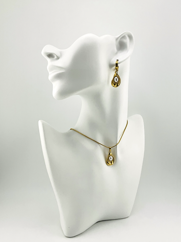 Vintage Pearl and Shell