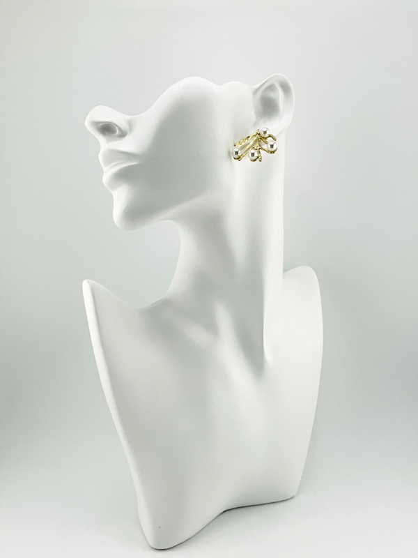 Pearl Fruits is our Earrings from Trendy of the Gold and Pearl Collection