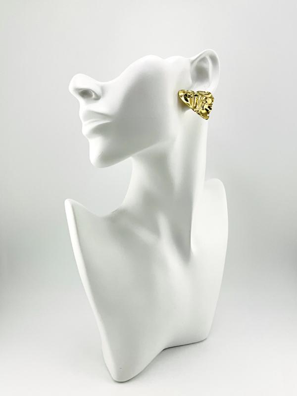 Heart on Leaves our Trendy from the Shapes of Feelings - Gold Finish Collection