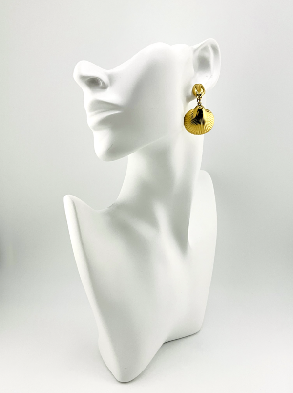 20240516_IMG_5328 Hat Shell our Trendy from the Shapes of Feelings - Gold Finish Collection