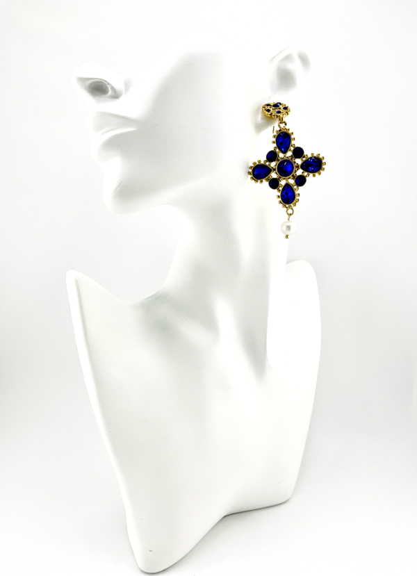 Regal Radiance: Sapphire & Pearl Earring & Necklace Set of the Embrace of the Love Heart Collection