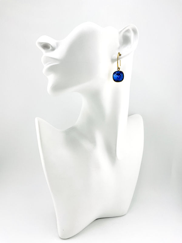 Royal Blue Rhapsody: Trending Jewelry Collection of the Embrace of the Love Heart Collection