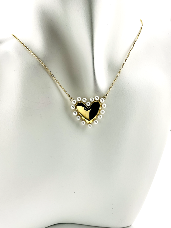 20250307_IMG_3802 Pearlescent Heart Throb: Trending Jewelry Collection of the Dawn of Spring Collection